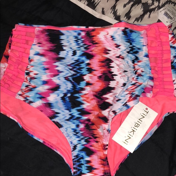 Bikini bottoms plus size (top not included) - Picture 2 of 2